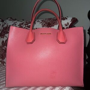 Michael Kors Leather LG Satchel in Grapefruit